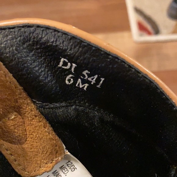 Dingo tan colored western boots size 6M - Picture 7 of 15